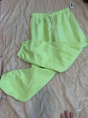 Women’s Old Navy Neon Lime Sweatpants Sz M